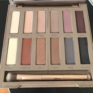 Naked Ultimate Basics Palate